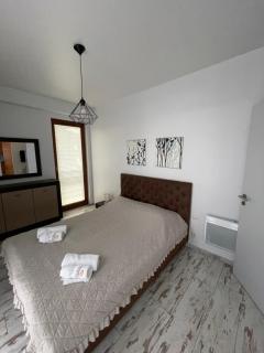 Golden Sun Apartments - 6