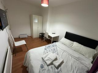 Beautiful 1 private bedroom in a shared 3-bedroom apartment minutes walk from Bethnal Green - Londra - 2