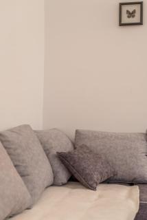 Chill Apartment Close 2 Stadium - Belgrade - 5