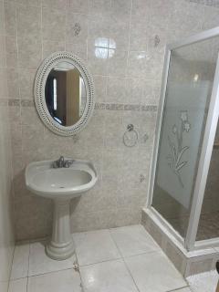 Melrose Villa - Mandeville - 4
