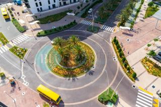 Bloomfields Stu Partial Canal View In Waters Edge - Abu Dhabi - 6