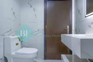 Bloomfields Deluxe Stu Jlt Near Metro - 2