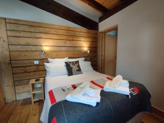 MORZINE GUEST CHALET Hypercenter Hot tubs & Sauna & MTB Park - Morzine - 5