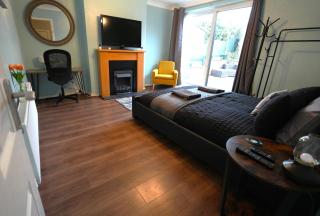 Detached Homestay - Super, King & Double Rooms - Leyland, Preston, Chorley, Lancashire - 9