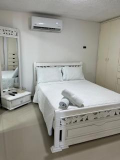 R8 Apartamento balcón con vista al mar para vacaciones o trabajo, comodo y seguro - 4