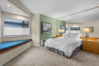 Mt Bachelor Condo Queen Suite - 9