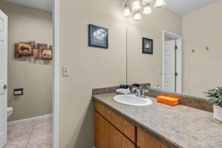 Mt Bachelor Condo Queen Suite - 2