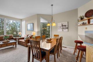 Mt Bach One Bedroom Condo - Bend - 2