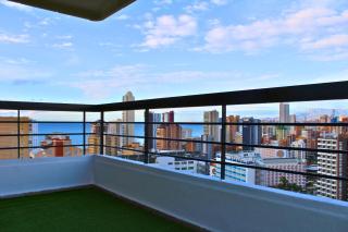 Acuarium Tower Levante Beach - Benidorm - 8