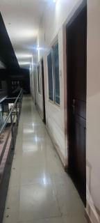 VKJ Lodge - Alwaye - 9