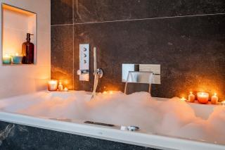 Ecolodge 4étoiles Luxe, détente et balnéo dans la forêt - 9