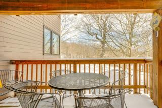 Wintergreen Resort Condo Deck and Golf Course Views - Mount Torry Furnace - 8