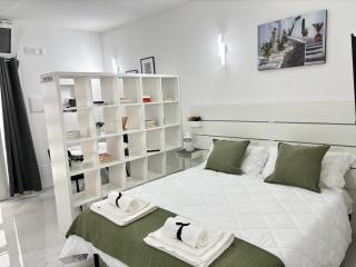 Your Home, two steps from the sea - Bari - 9