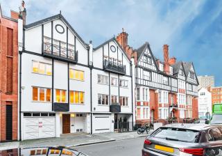 Exclusive Knightsbridge Townhouse with Parking - Londra - 0