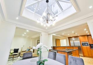 Exclusive Knightsbridge Townhouse with Parking - Londra - 6