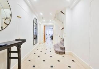 Exclusive Knightsbridge Townhouse with Parking - Londra - 4
