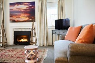 Shelter Harbor Inn - Westerly - 3
