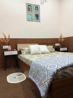 Cozy 2 bedrooms near Banaras Railway station by Terracotta Trails - Varanasi - 5