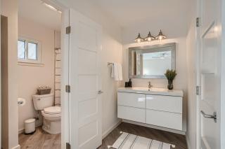 Cozy Stylish Home in Round Rock! - 8