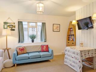 The Sanctuary - Middleton on Sea - 8