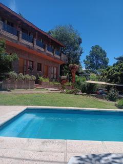 Cabaña frente al rio solo familias - 2