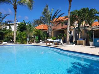 Casalina Garden 2 blocks to Palm Beach & Kitesurfing school - Palm-Eagle Beach - 4