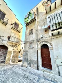 JureKA by Housilia - Cefalù - 9