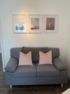 Best located Flat in Cheltenham and Free Parking - 9