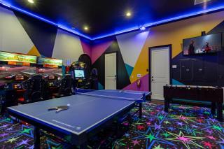 Dreamy 9 Bedroom Retreat in Orlando6542 - 9