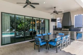 Elegant 9 Bedroom Estate in Orlando6545 - 4