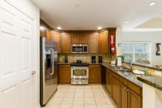 Orlando Oasis: 3 Bedroom Condo Retreat6563 - 3
