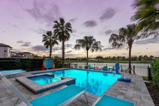 Elegant 6 Bedroom Oasis in Orlando6570 - 3