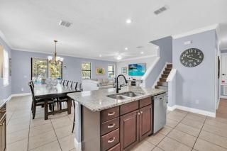 Orlandos Hidden Gem: 8 BR Villa6580 - Kissimmee - 2