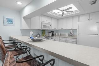 Compass Point 212 - 0