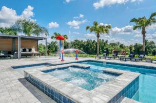 Unwind in Style at this 13 Bedroom Villa6636 - 3