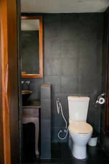 Lamphu Tree House Boutique Hotel - 4