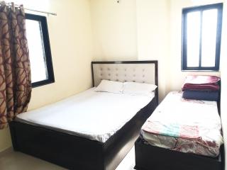1BHK Cozy Stay - Mundhva - 9