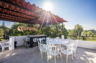 Cozy House with Pool and 3 Bedrooms - 9