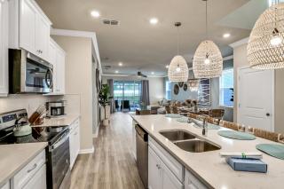 Serene Oasis: 7 Bedroom Villa in Orlando6668 - Davenport - 3