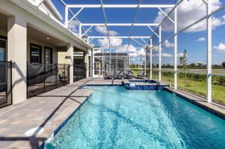 Orlando Oasis: 7 Bedrooms6660 - 3