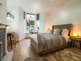 Boho Flat New Brighton, free WiFi and parking - New Brighton - 0