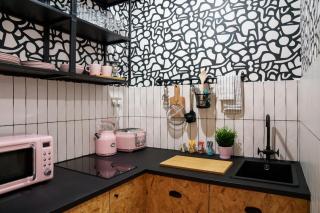 GuestReady - Hackney Studios - 7