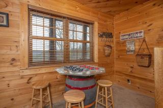 492A Massive 4 bedroom with the BEST views - Sevierville - 5