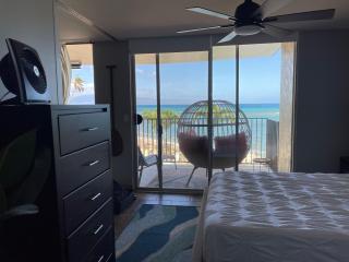 Whale Watching from the Lanai - Oceanfront Condo in West Maui - Lahaina - 8