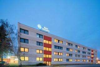 Best Western Smart Hotel - Vösendorf - 0