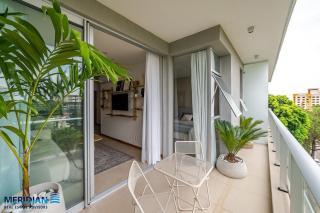 301 Emerald! Boutique building steps from the Shopping del Sol! - 2