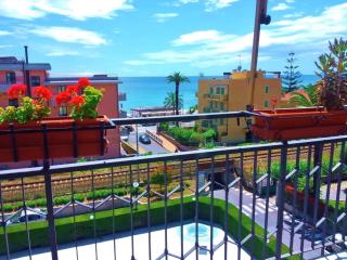 La casa di Giuly vista mare parcheggio privato - Pietra Ligure - 0