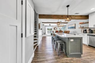 Available for Season! Grace By The Sea in Blue Mountain Beach - 2