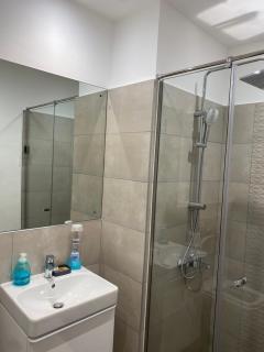 Loxwood House - Perfect for relaxation and fun - 8