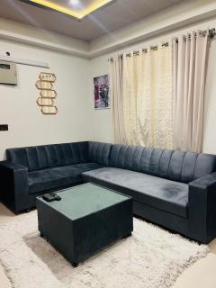 One bed luxury apartment gulberg islamabad - Islamabad - 3